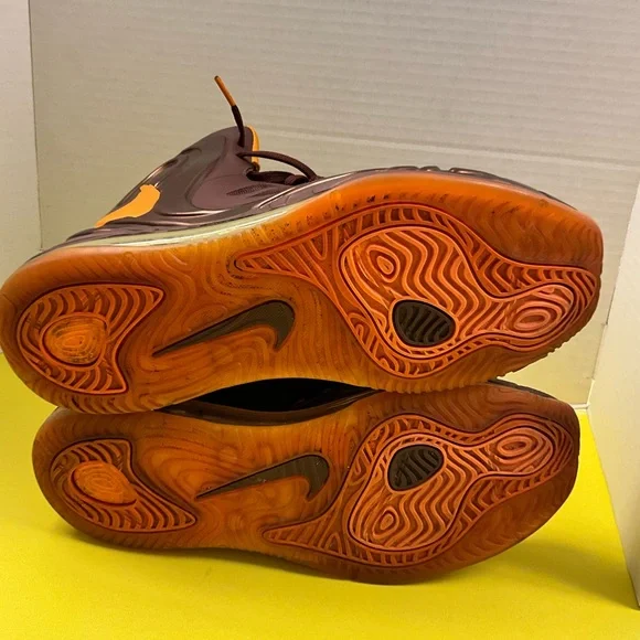 Nike Men's Maroon and Orange High-Top Basketball Shoes - Picture 8 of 16